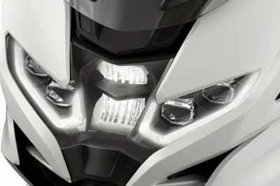 R 1250 RT Headlamp