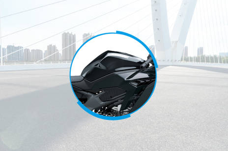 THOUSAND MILE×UR WASHERCODEALL IN ONE Kawasaki Ninja ZX-4R Price - Mileage, Images, Colours | BikeWale