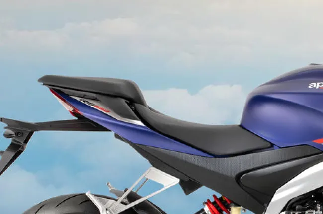 RS 660 Seat