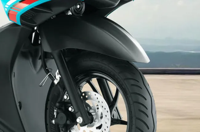 RayZR 125 Fi Hybrid Front Mudguard