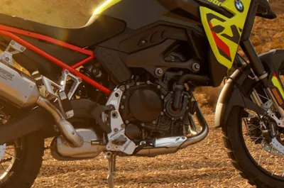 F 900 GS Engine (Right)