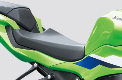 Ninja ZX-6R Rider Seat