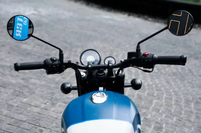 Hunter 350 Handle Bar View