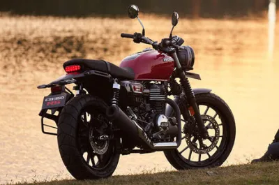 CB350RS Rear Right View