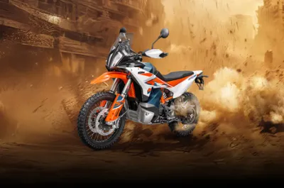890 Adventure R Front Left Quarter View