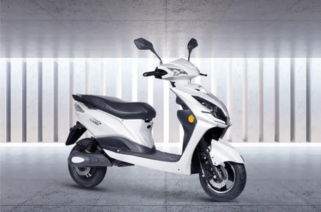 Gen Next Nanu Plus Front Right Quarter View