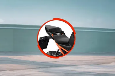 RC 200 Seat