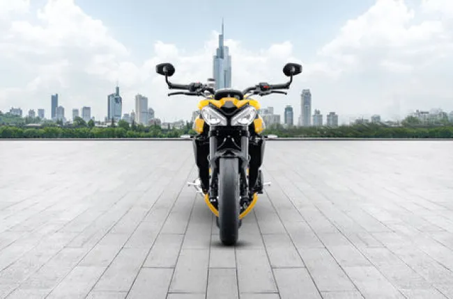 Street Triple 765 Front View