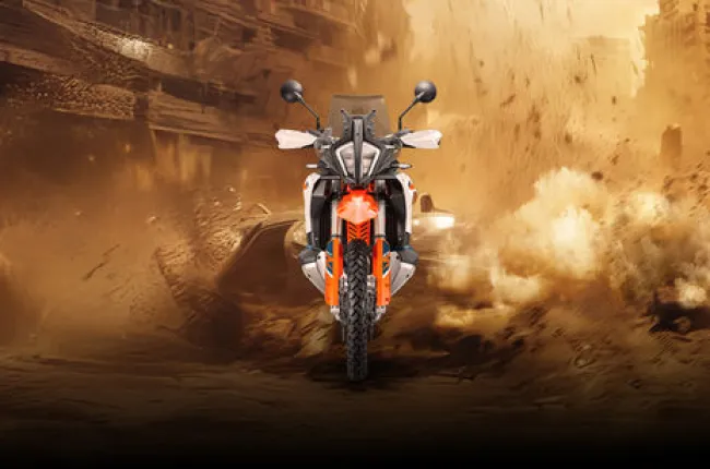 890 Adventure R Front View