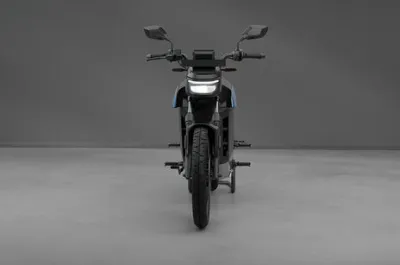 Roadster X+ Front View