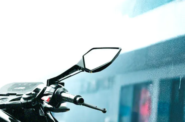 F77 Rear View Mirror Glass