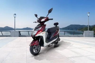 XGT KM Front Left Quarter View