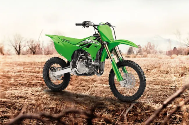 KX 85 Front Right Quarter View