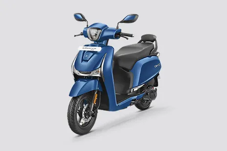 Front Left Quarter View