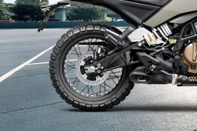 Svartpilen 401 Rear Tyre