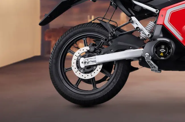 RV400 BRZ Rear Tyre