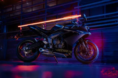 Daytona 660 Side Profile View (Right)