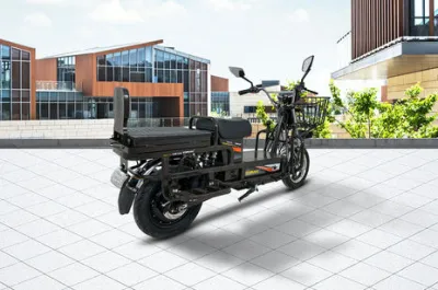 XGT CAT 2.0 Rear Right Three Quarter View
