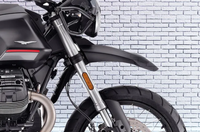 V85 TT Front Mudguard