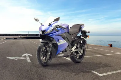 R15S Front Left Quarter View