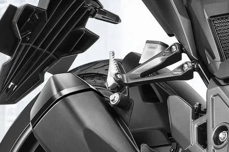 Honda CB300F Flex-Fuel Price, Mileage, Speed, Colours, Images & Specs
