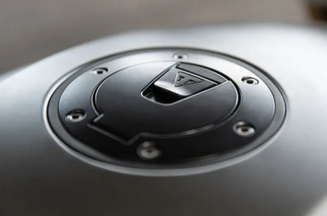 Speed Triple 1200 Windshield View