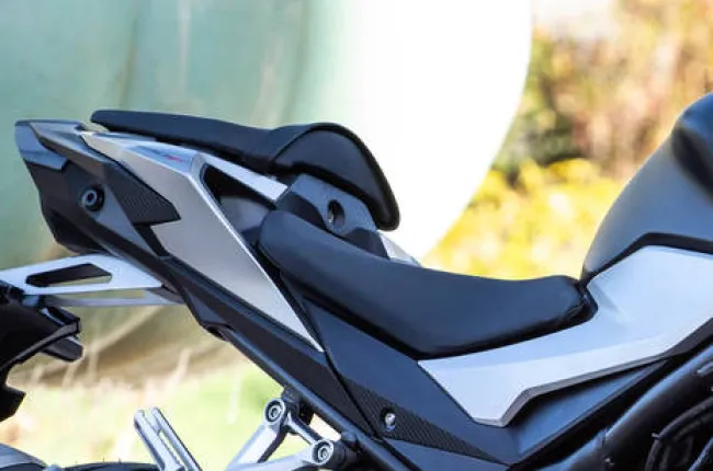 CB500F Seat