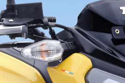 Raider Front Indicator View