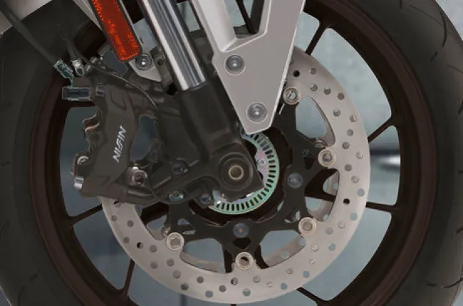 GSX-8R Front Brake View