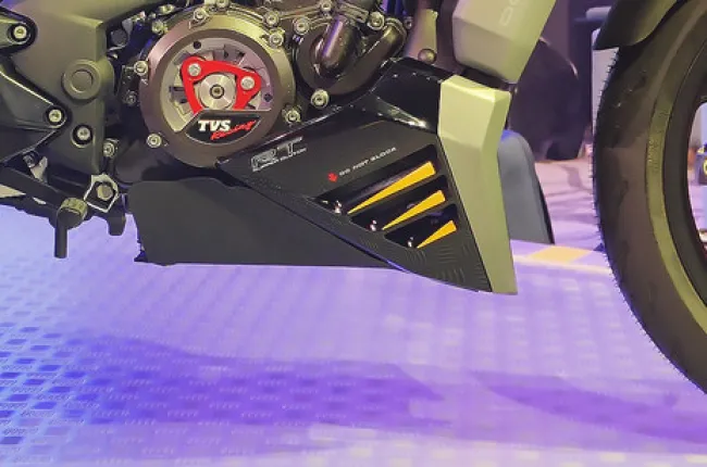 Apache RTR 310 Front Bottom Cowl
