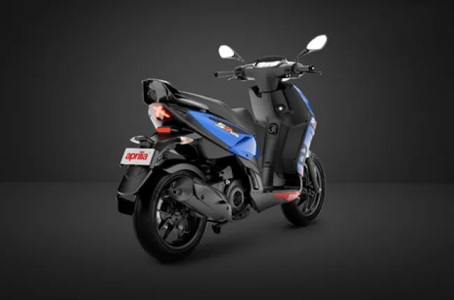 SR 125 Rear Right Three Quarter View