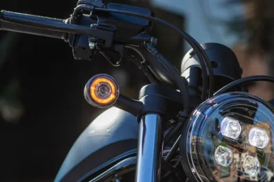 Rebel 500 Indicator (Front)