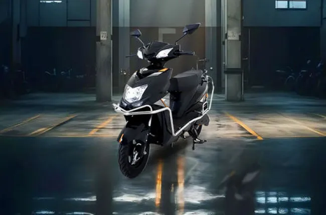 X One Front Left Quarter View