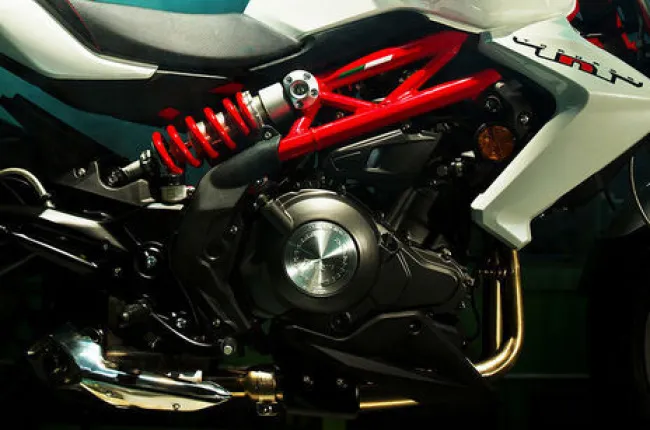 TNT 300 Engine