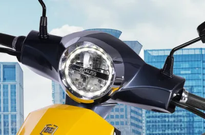 Max C12 Head Light