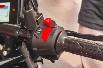 Pulsar 150 Switchgear (Right)