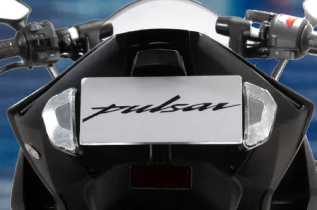 Pulsar RS200 Front Number Plate