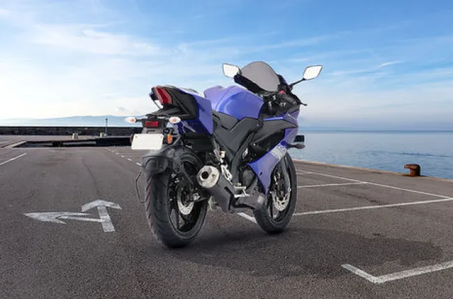 R15S Rear Right Three Quarter View