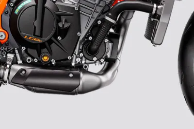 990 RC R Exhaust (Header)