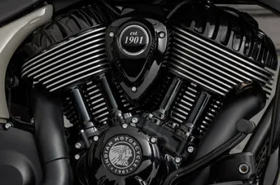Chieftain Dark Horse Engine (Right)