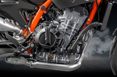 890 Duke Engine (Right)