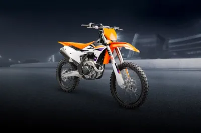 250 SX-F Front Right Quarter View