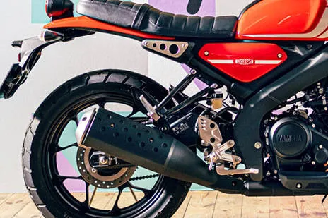 Exhaust (Endcan)