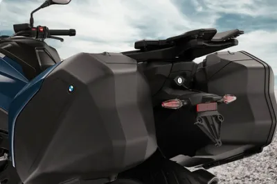 S 1000 XR Rear Storage