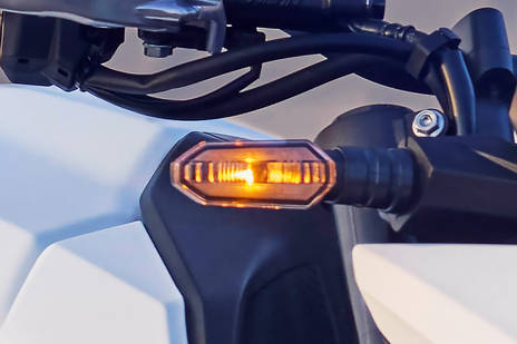 Indicator (Front)