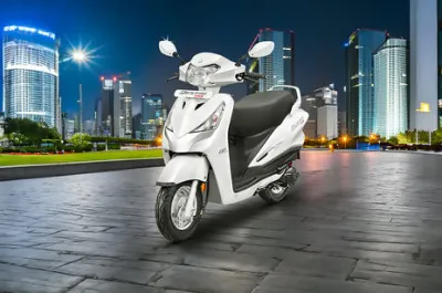 Destini Prime Front Left View