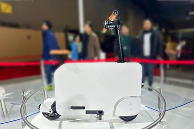 Motocompacto Side Profile View (Right)