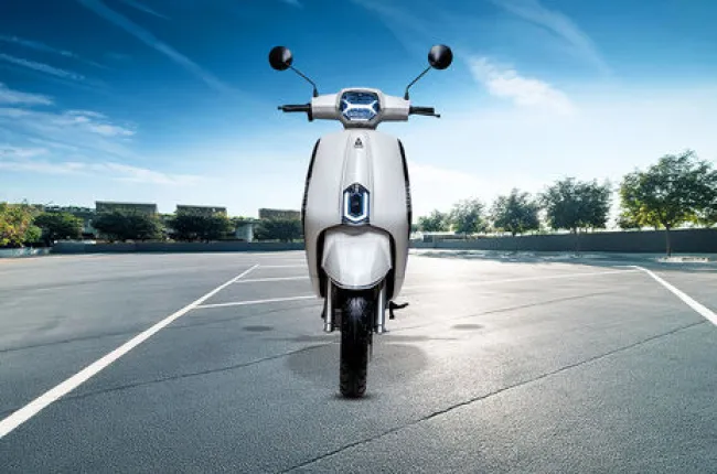 Jeet X Front View