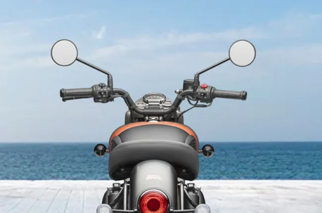 Classic 350 Handle Bar View