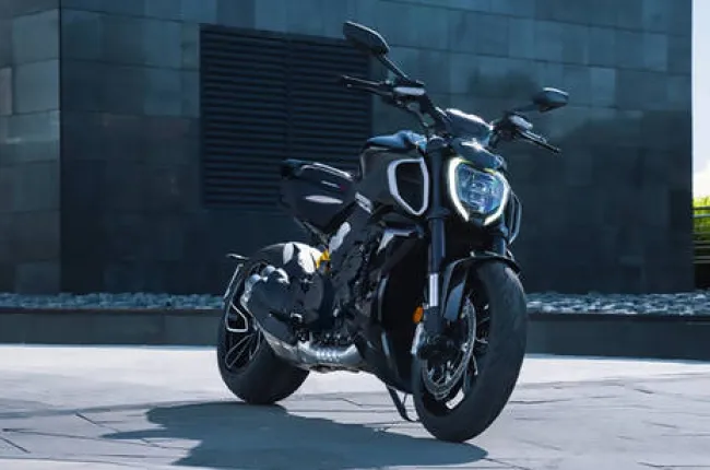 Diavel V4